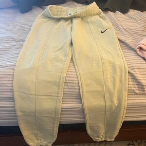 Nike Sweatpants
